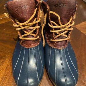 Women’s sperry waterproof duck boots, 6.5